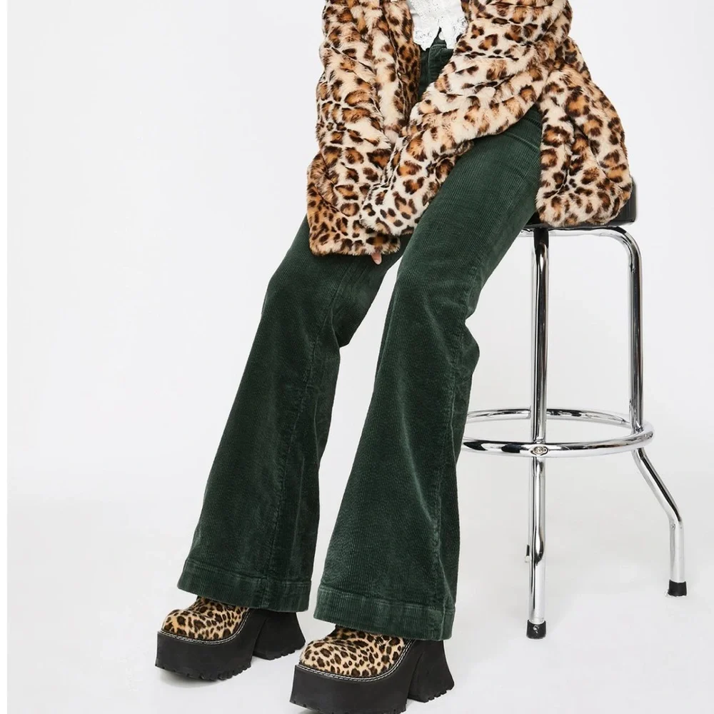 NWT Free People x ROLLA’S Eastcoast Cord Flares in Green